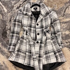 Iz Byer Black and White Trench Coat